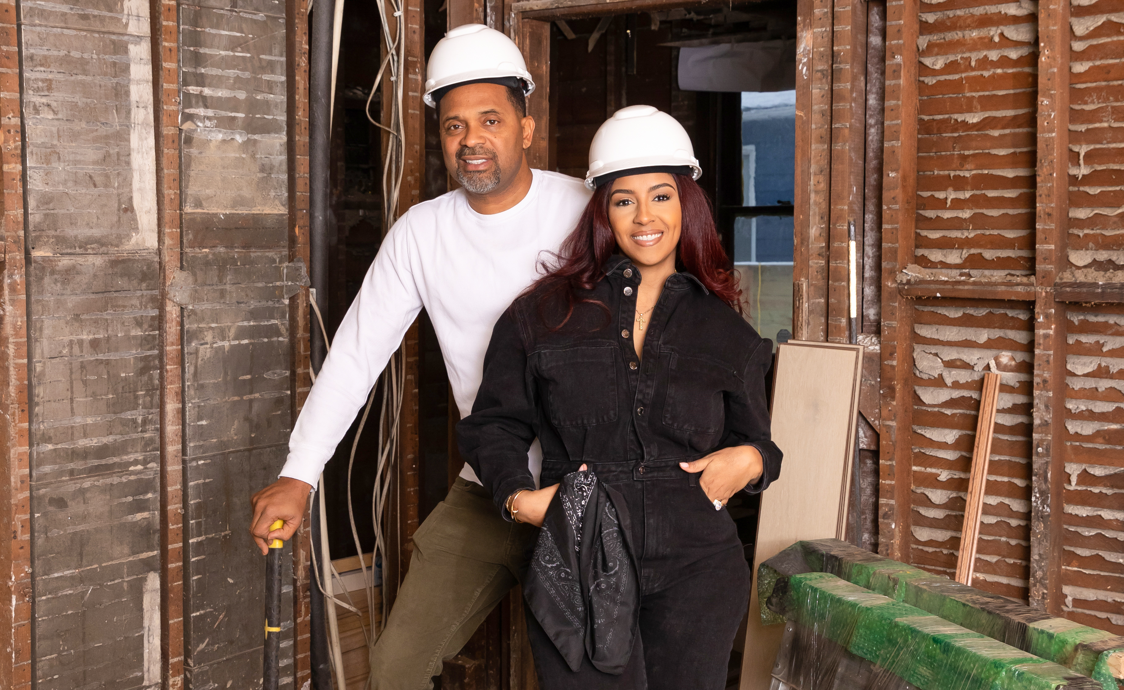 Comedian Block Rvt Actor and Comedian Mike Epps Improves His Indianapolis Hometown in ...