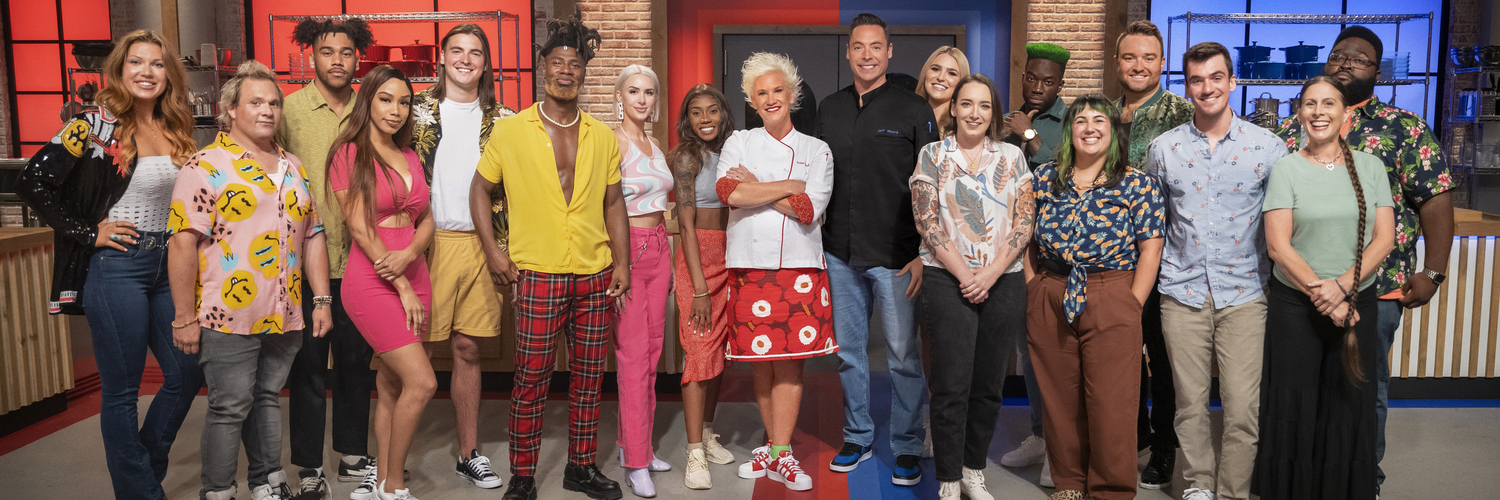 Chefs Anne Burrell and Jeff Mauro Mentor Singles Seeking Love and Cooking Skills in Worst Cooks in America: Love at First Bite