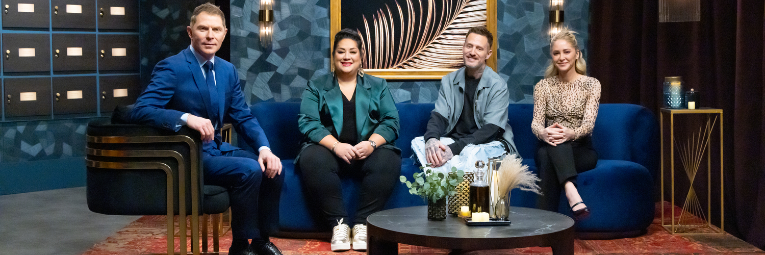Host Bobby Flay, Titans Brooke Williamson, Michael Voltaggio and Ayesha Nurdjaja, as seen on Bobby’s Triple Threat