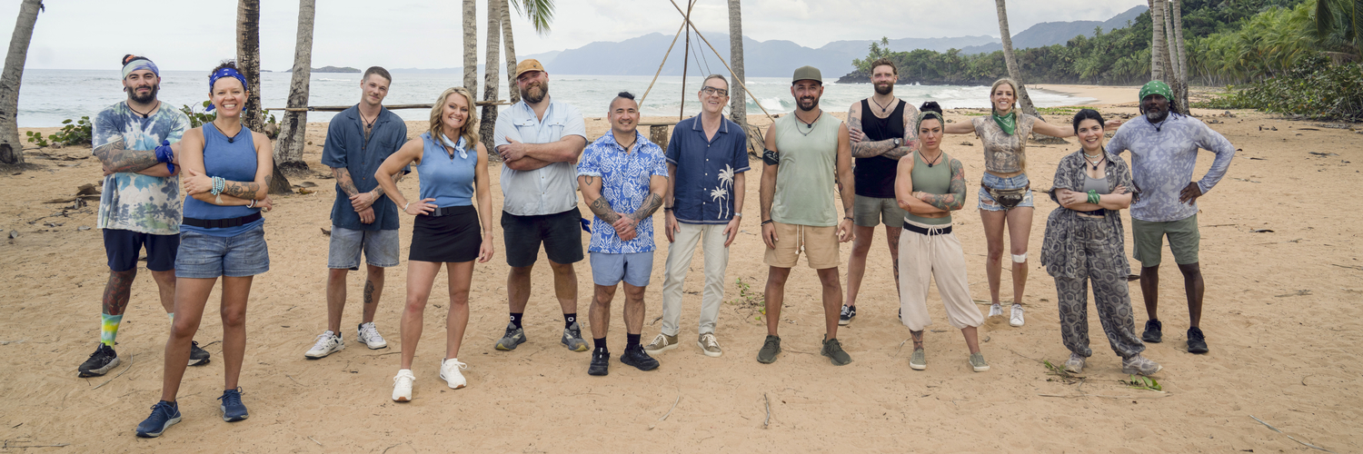 Ted Allen with the competitors from new Food Network series, Chopped Castaways. Courtesy of Food Network.