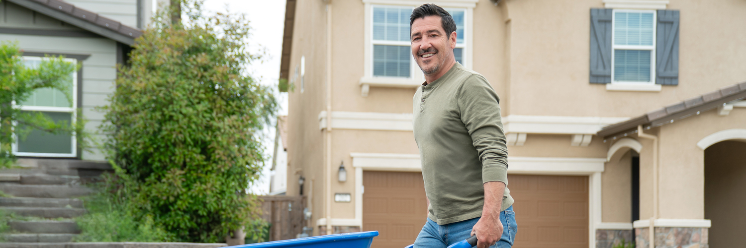 HGTV Reboots Popular 72-Hour Renovation Series with 'Crashers' Starring NKOTB Bandmate and Home Reno Expert Jonathan Knight