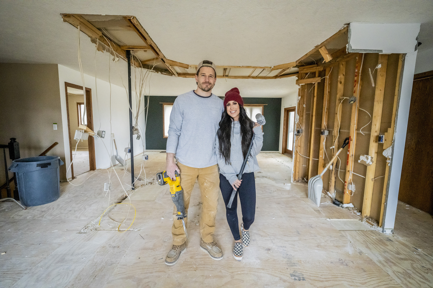 HGTV Fast-Tracks a Second Season of Breakout Monday Night Hit 'Down Home Fab' Starring Chelsea and Cole Deboer