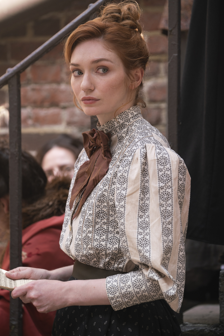  Eleanor Tomlinson