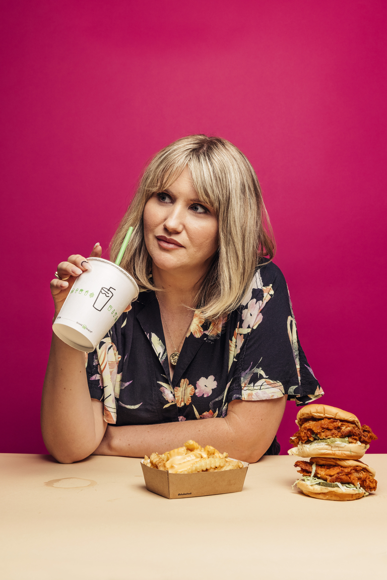 JILLIAN BELL