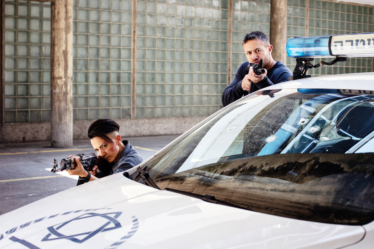 Alin Sumarwata, Warren Brown