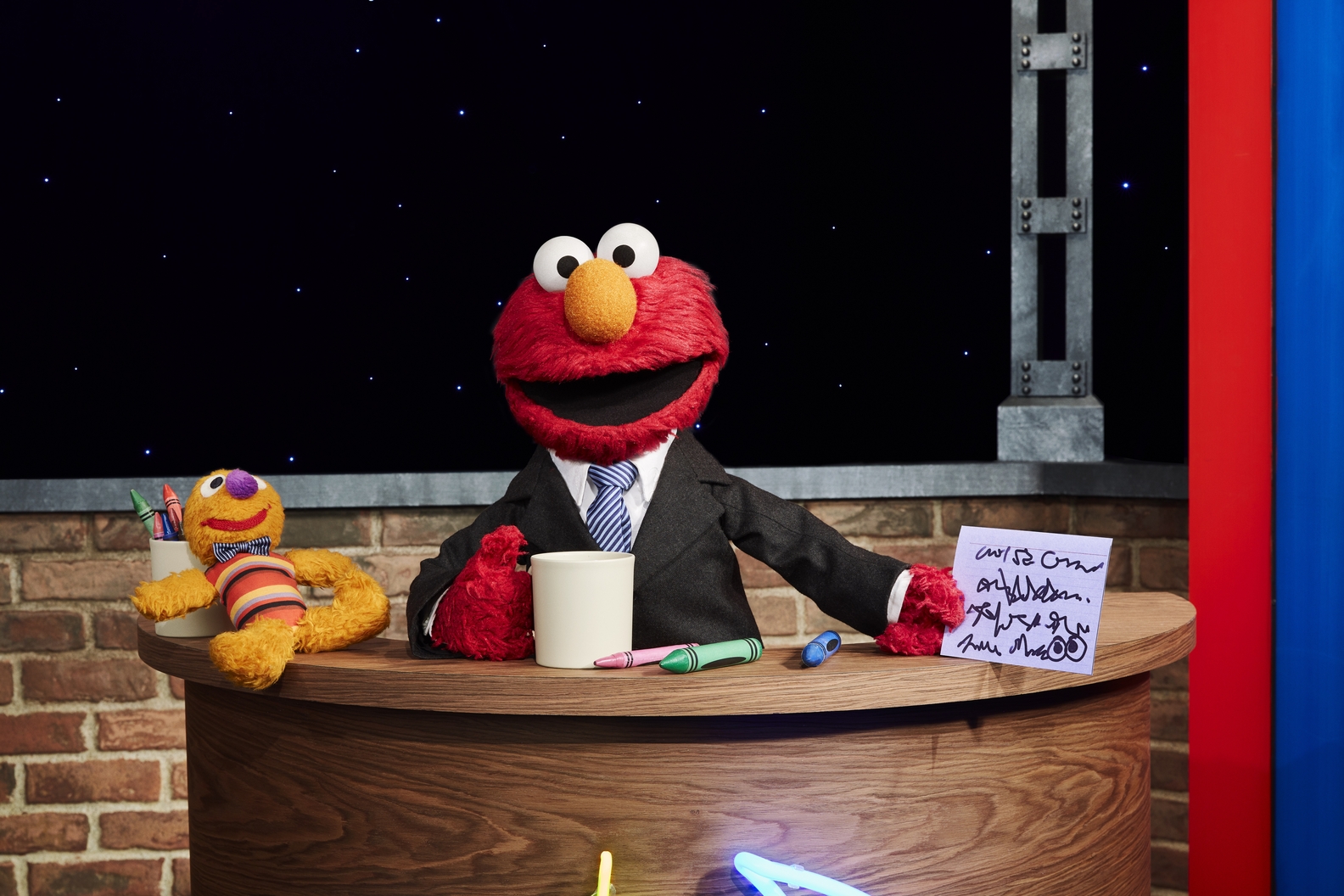 The Not Too Late Show with Elmo