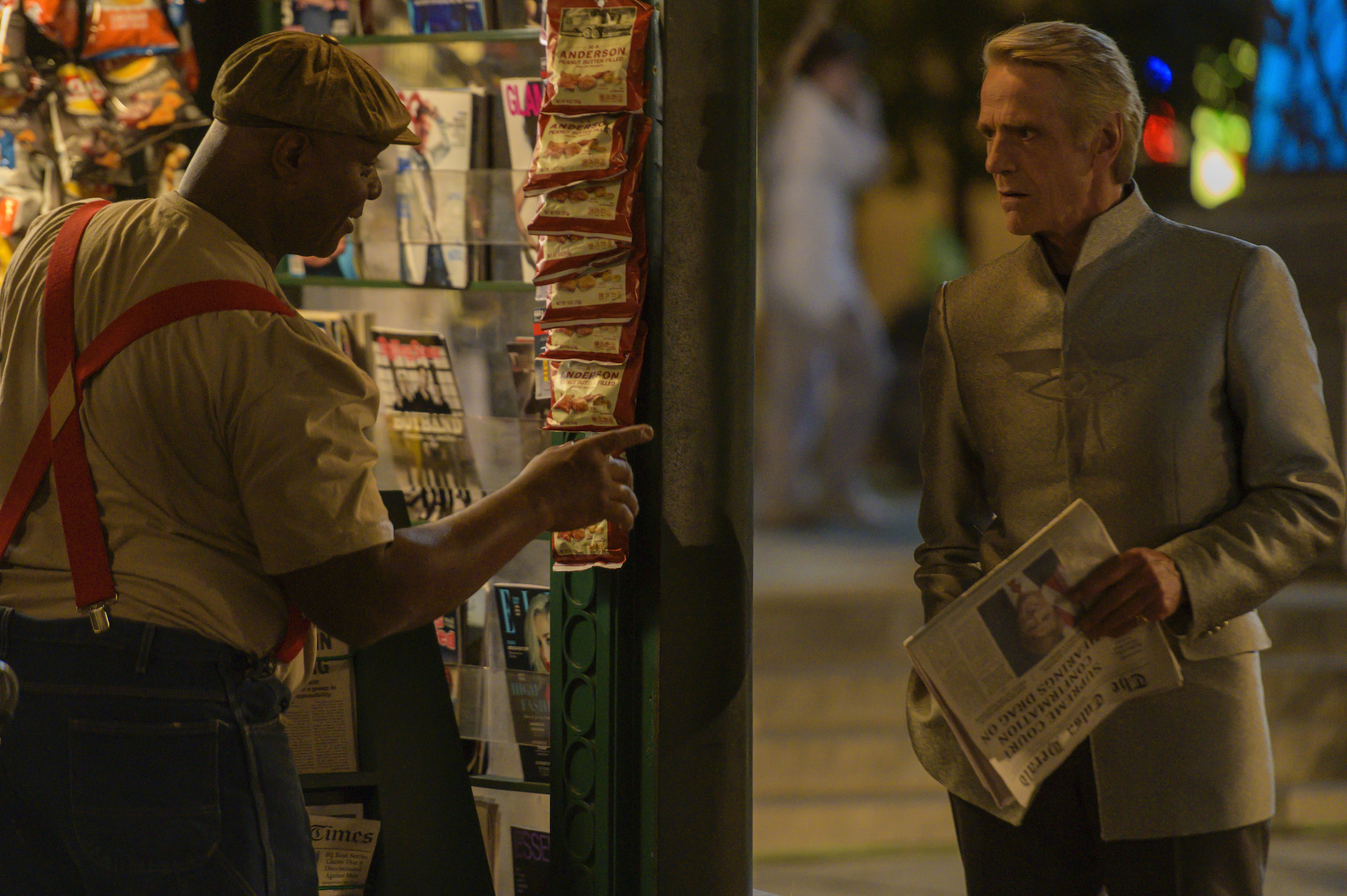 Jeremy Irons, Hong Chau