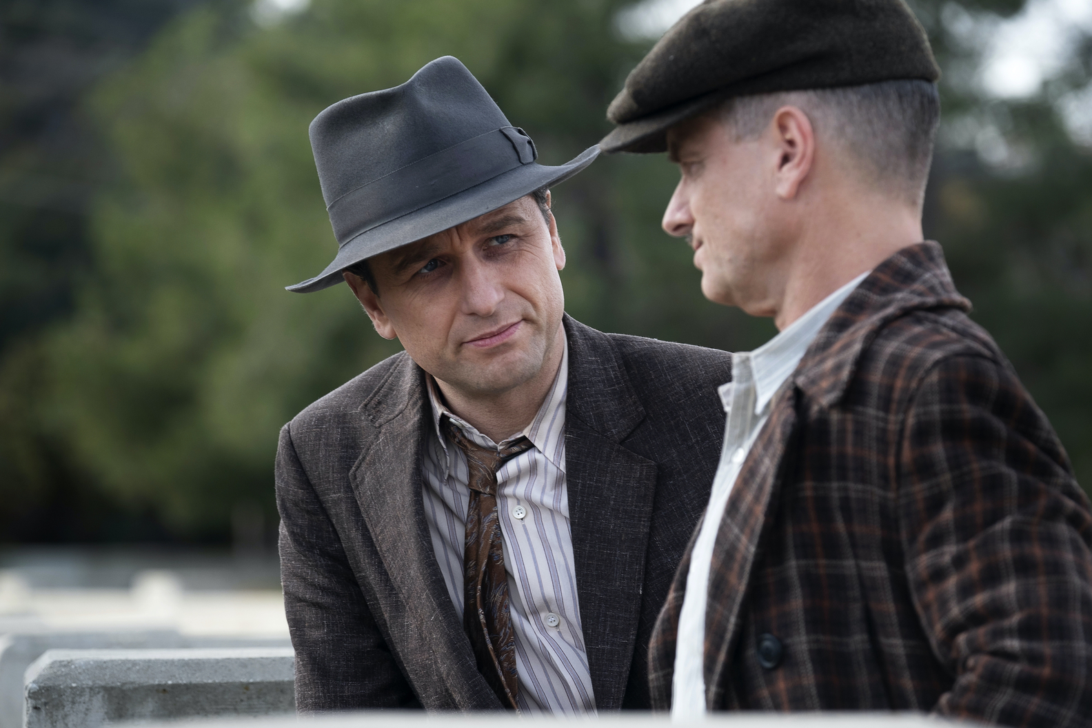Matthew Rhys, Shea Whigham
