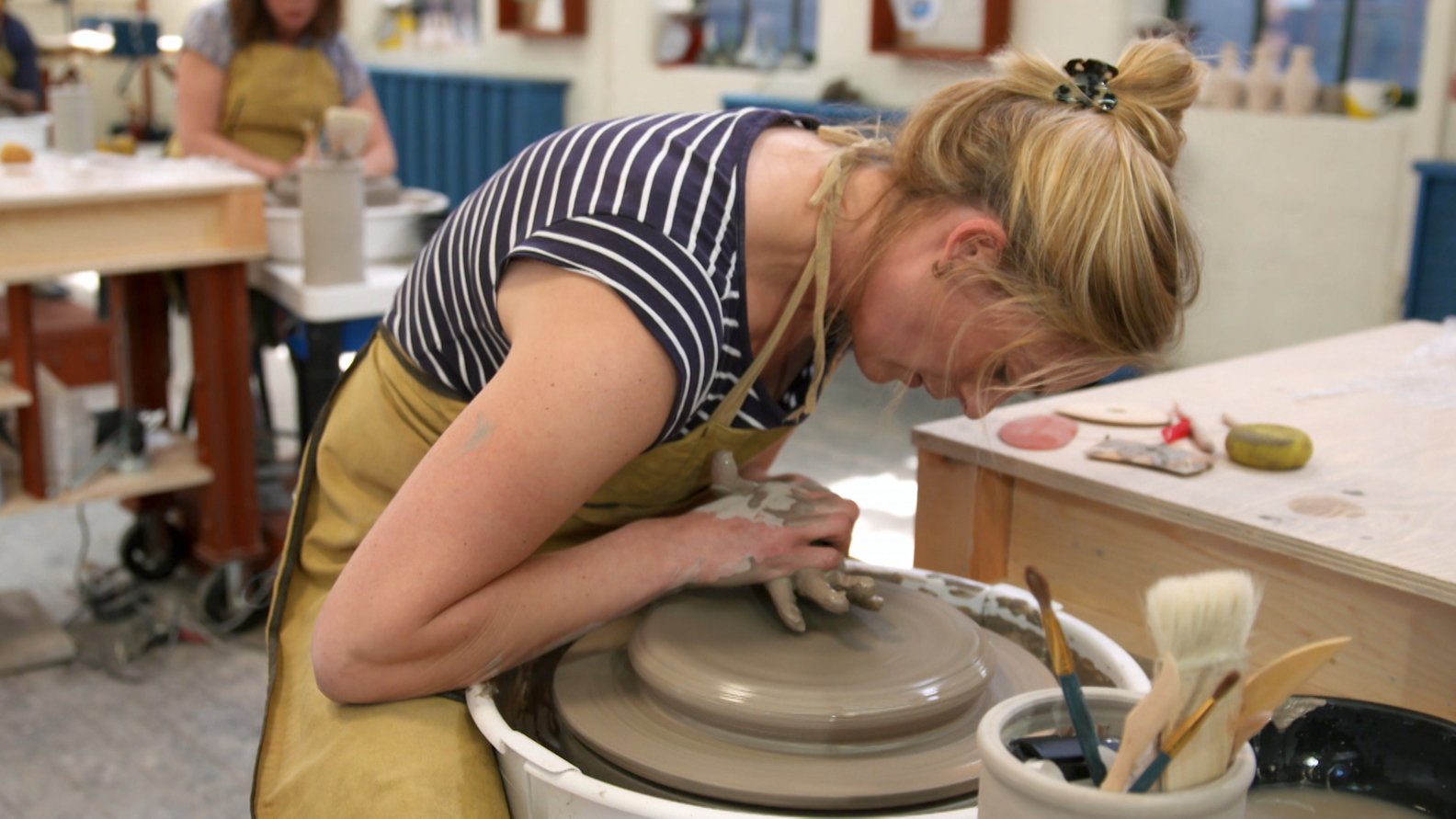 THE GREAT POTTERY THROW DOWN
