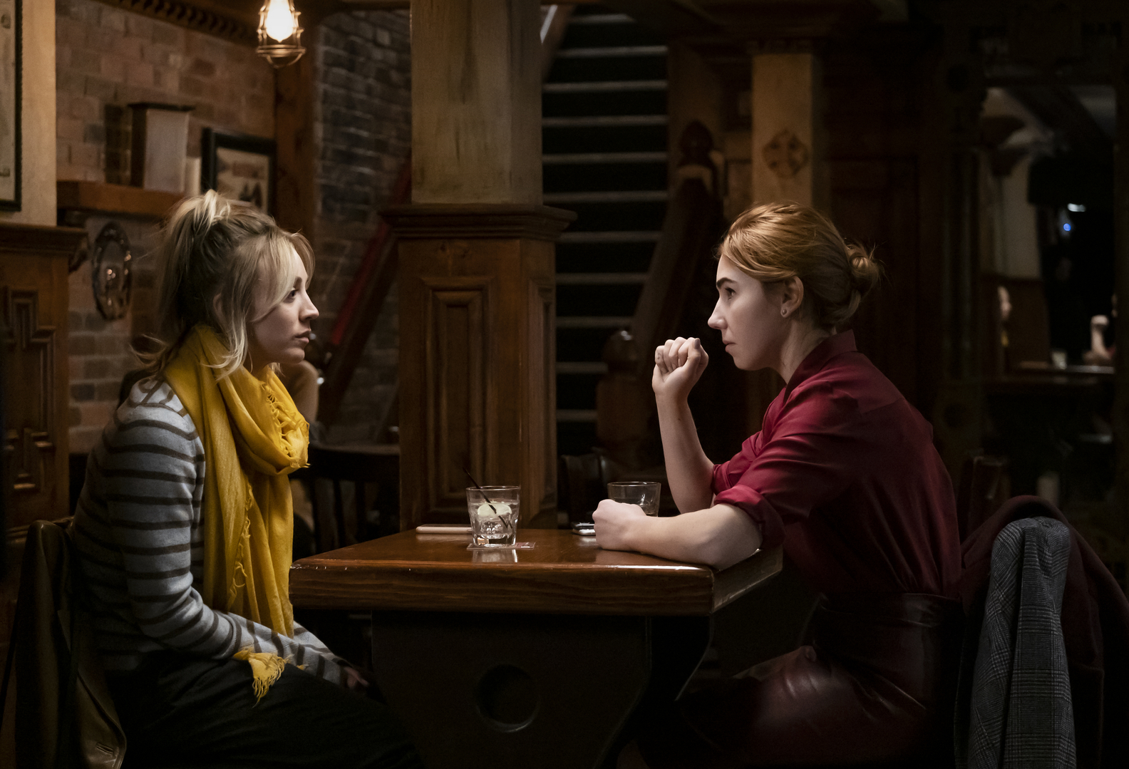 Kaley Cuoco, Zosia Mamet