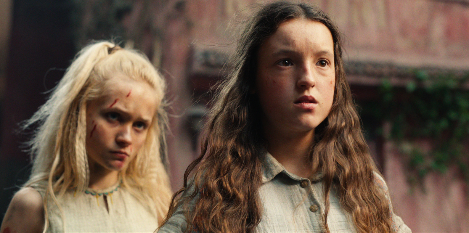 Ella Schrey-Yeats, Bella Ramsey