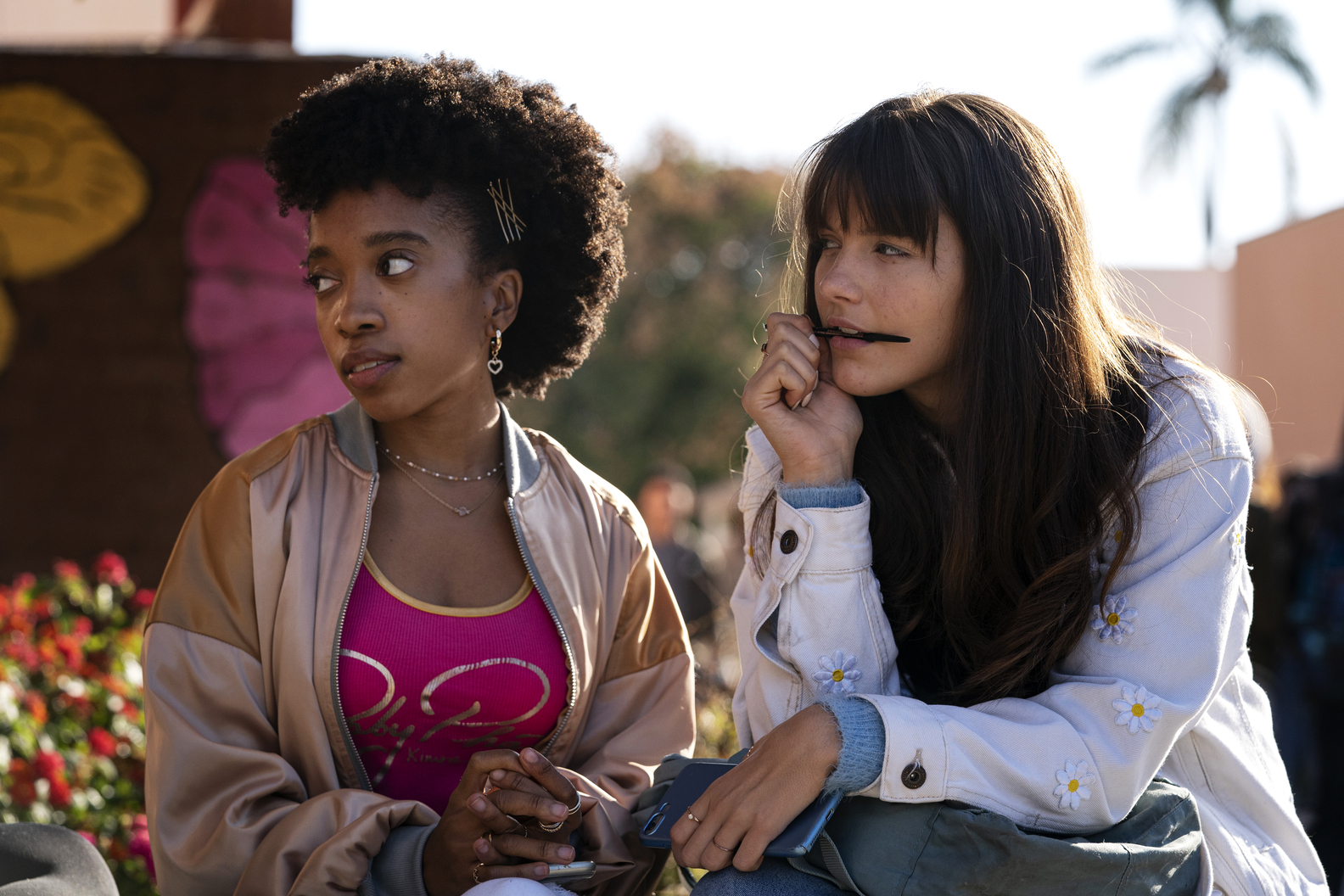 Nathanya Alexander, Chloe East