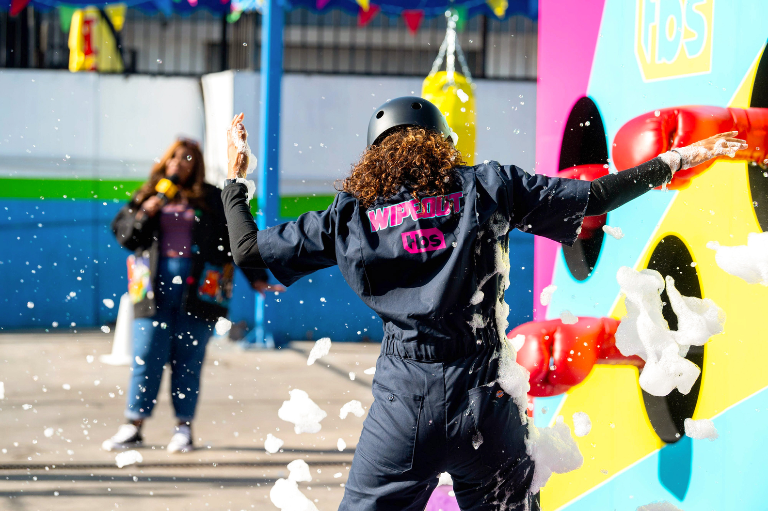 Nicole Byer and Nischelle Turner 