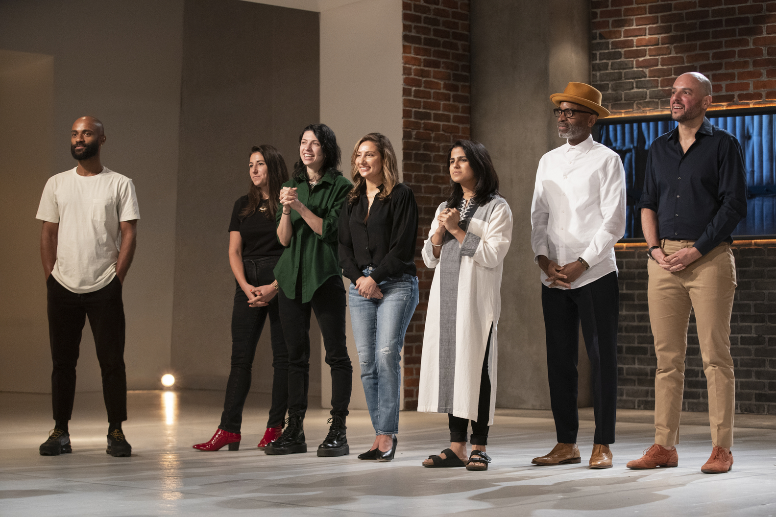 Contestants: Paul Jeffrey, Mark Grattan, Cristina Antonio, Urvi Sharma