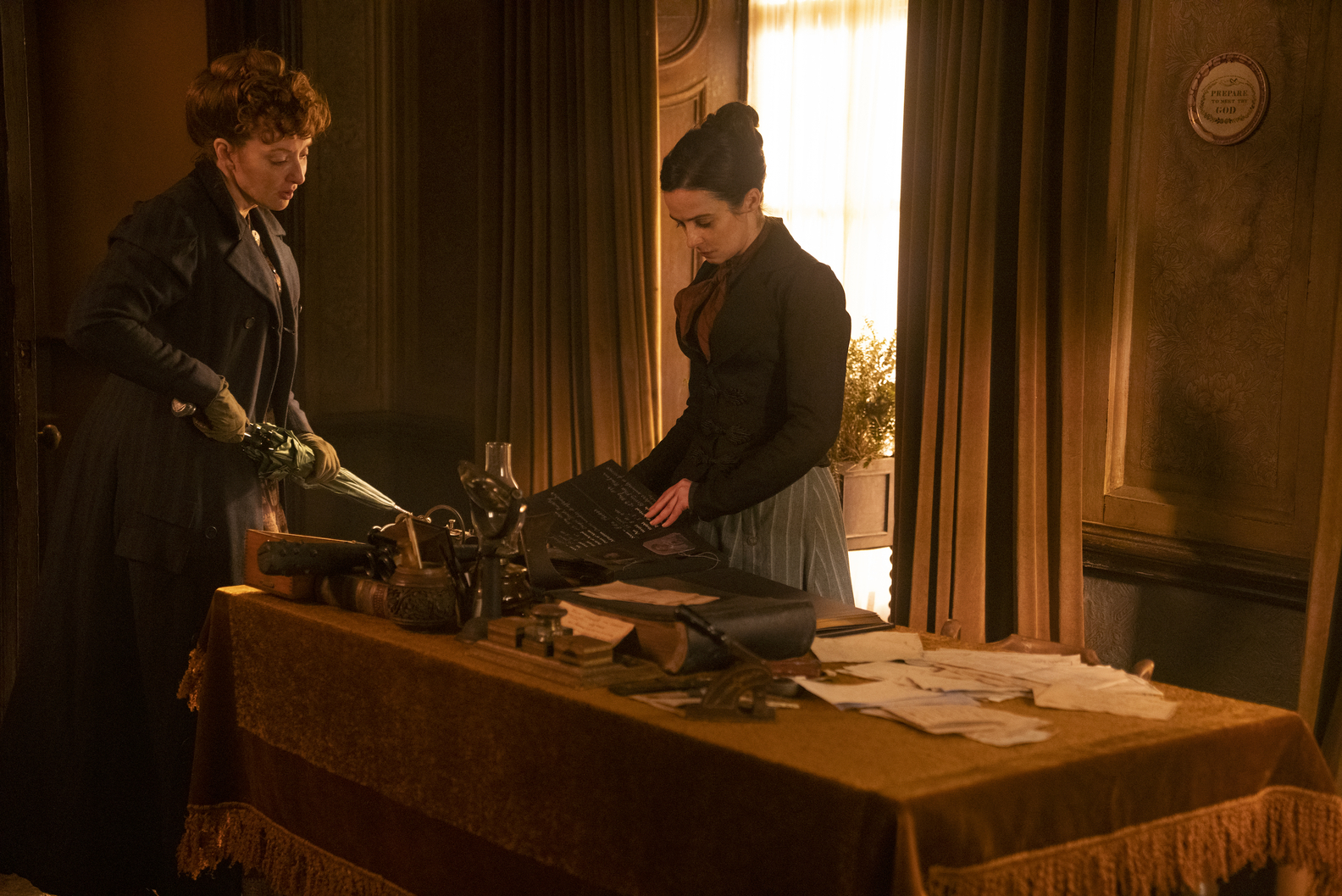 Elizabeth Berrington, Laura Donnelly