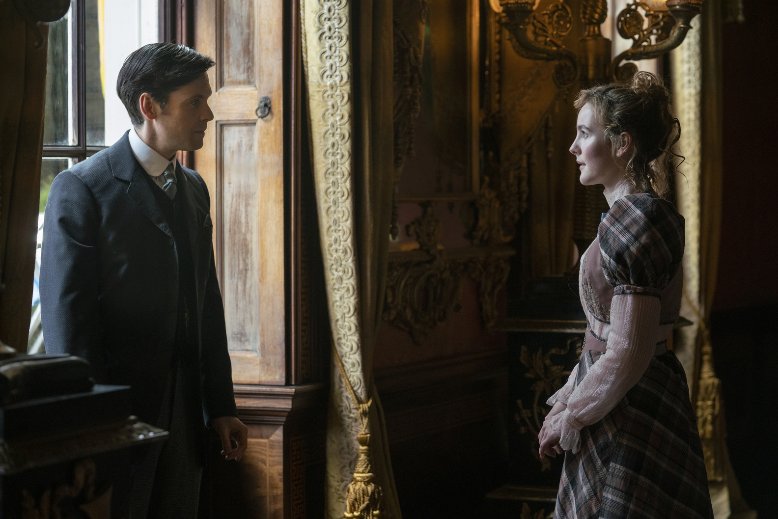 Tom Riley, Ann Skelly