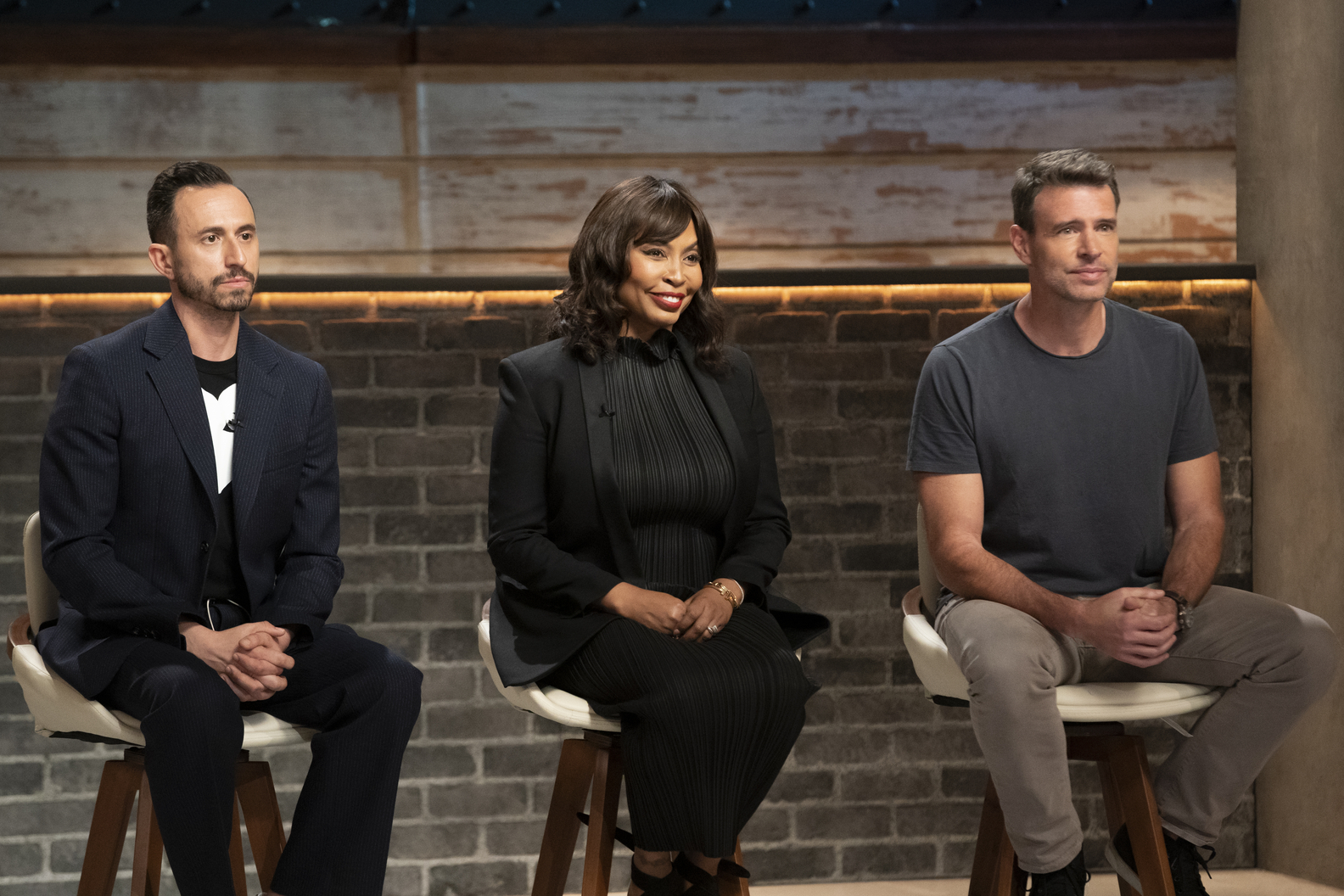 Fernando Mastrangelo (judge), Brigette Romanek (judge), Scott Foley (host and judge)