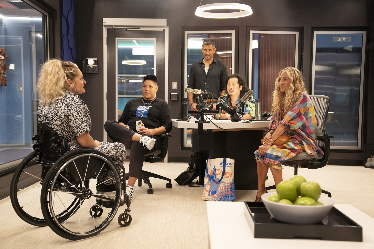 Ali Stroker, Sara Ramierez, Ivan Hernandez, Bobby Lee, Sarah Jessica Parker