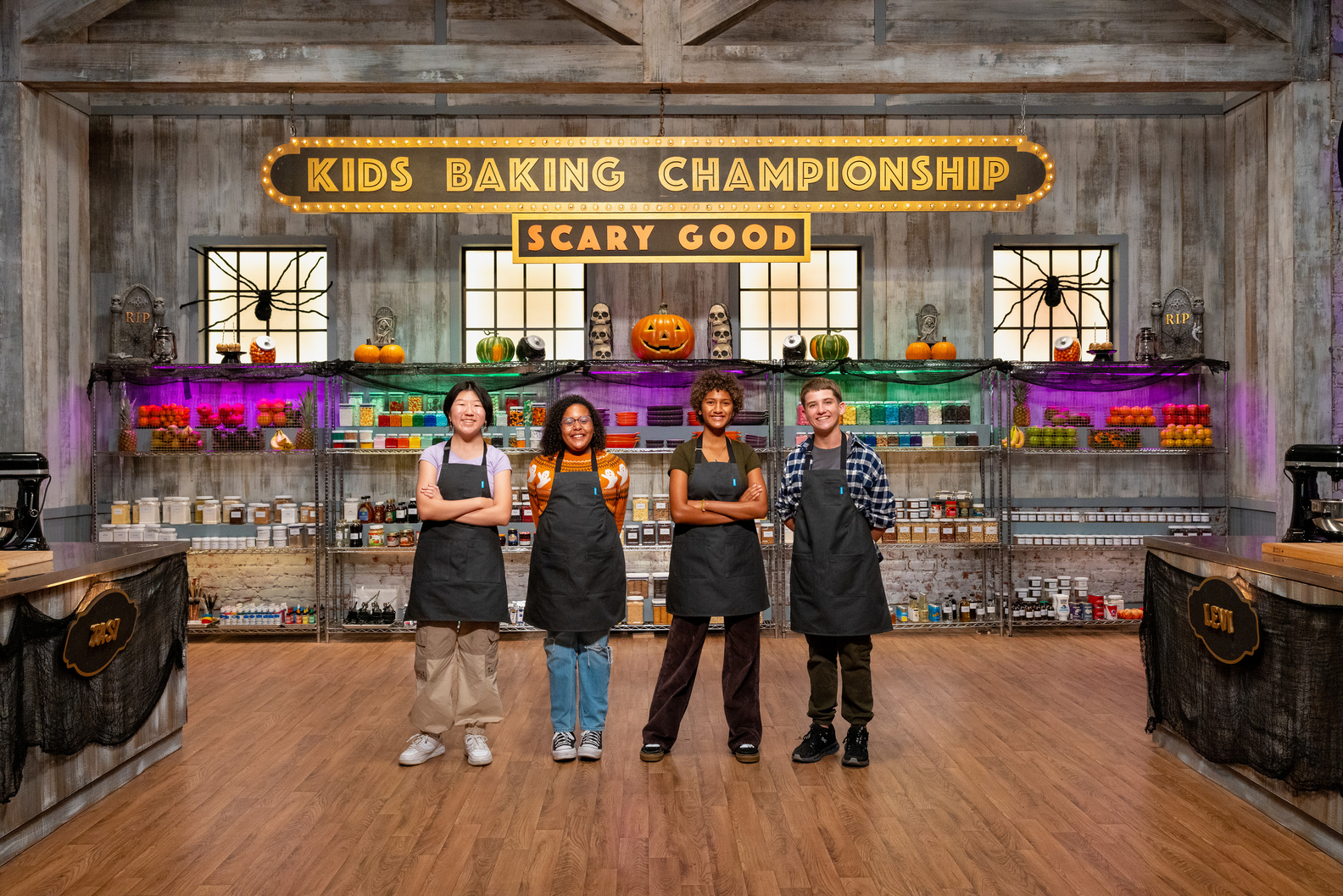 Contestants on Food Network's Kids Baking Championship Scary Good