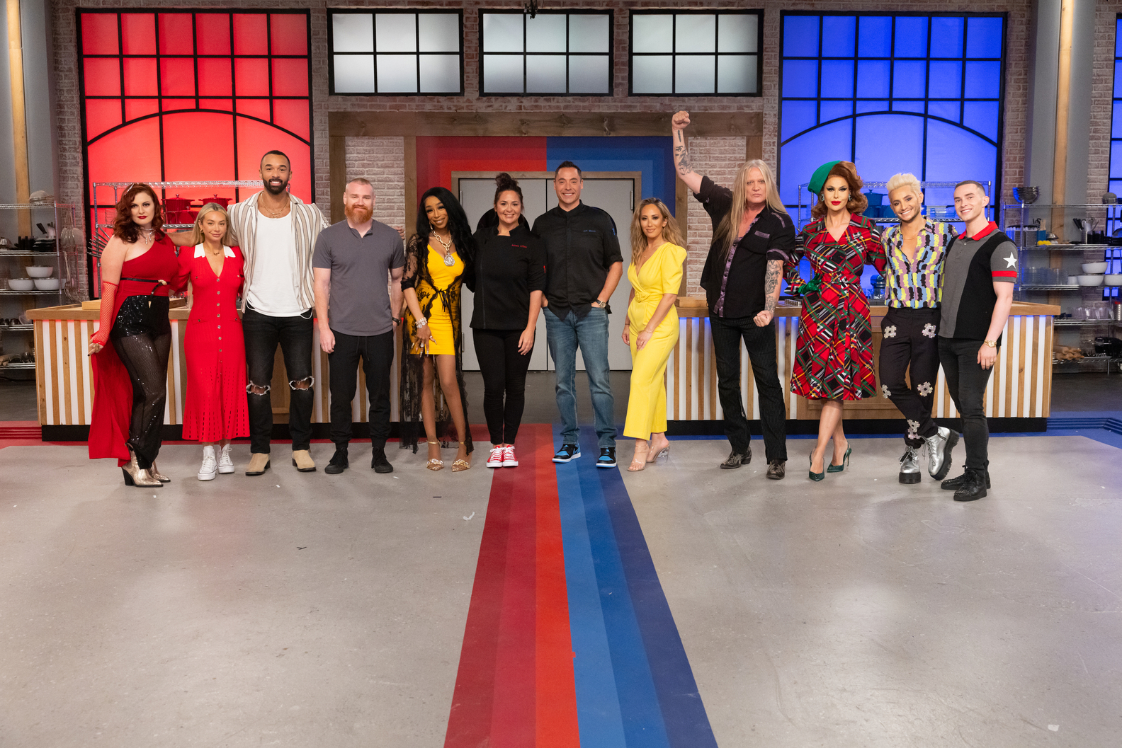 Worst Cooks in America Celebrity Edition Heroes vs Villians cast