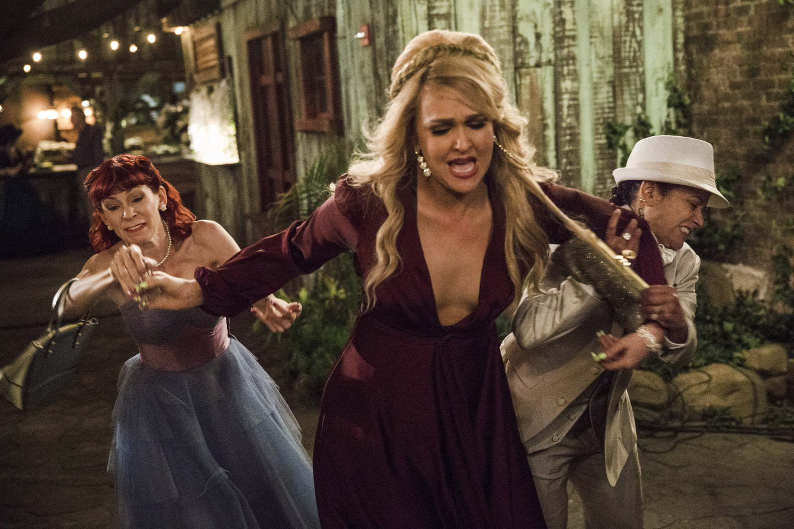 claws-tnt-21855.jpg