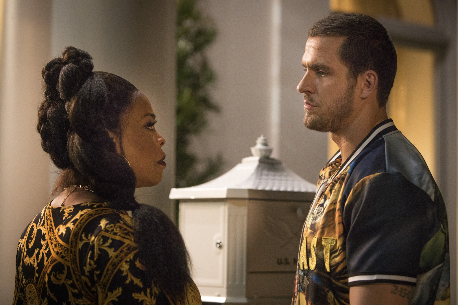 claws-tnt-24646.jpg