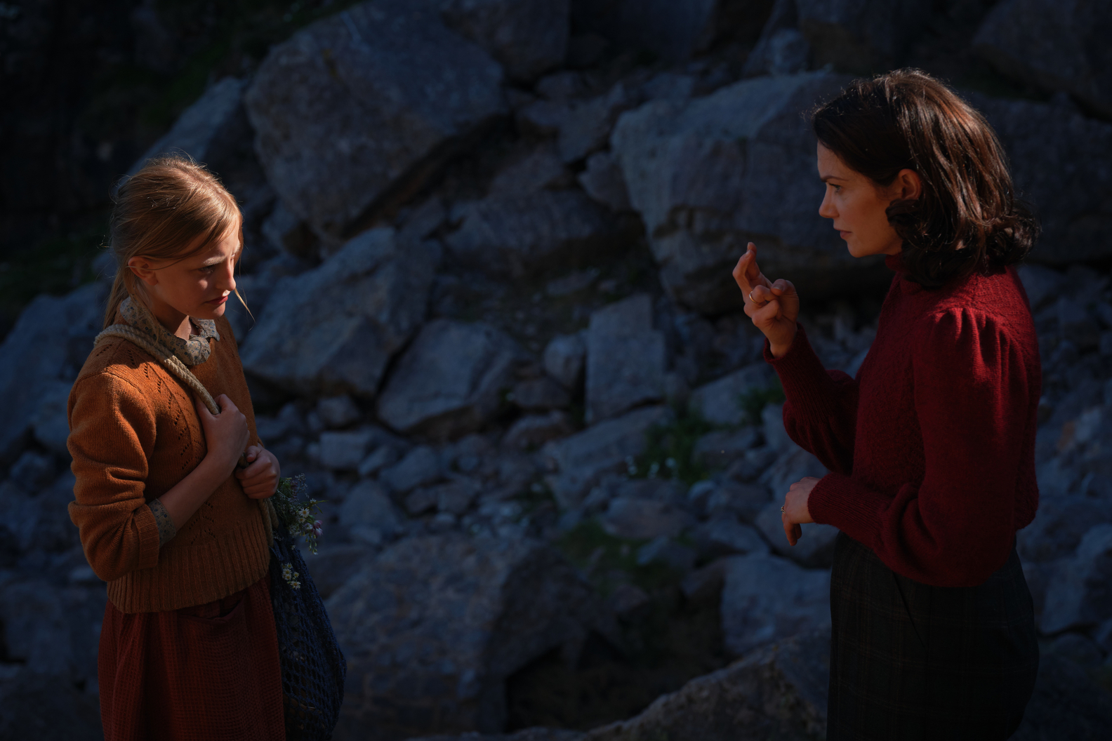 Amber Fitzgerald-Woolfe, Ruth Wilson