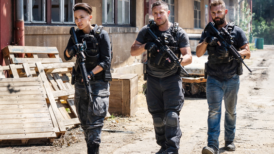 Alin Sumarwata, Dan MacPherson, Warren Brown