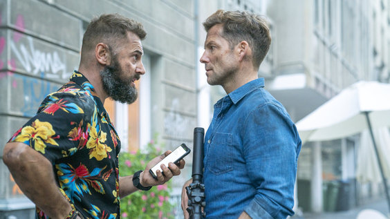 Daniel MacPherson, Jamie Bamber