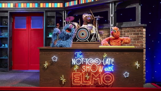 The Not Too Late Show with Elmo