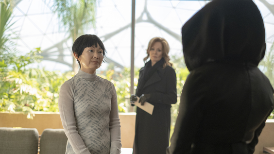 Hong Chau, Regina King