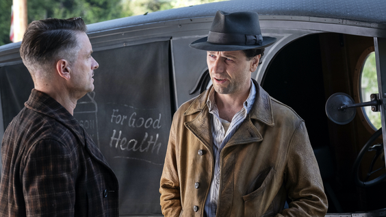  Matthew Rhys, Shea Whigham