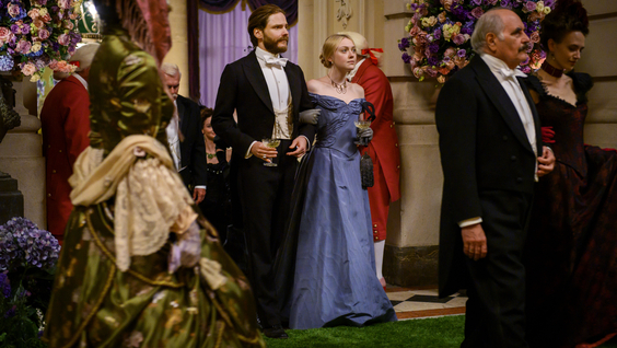 Daniel Brühl, Dakota Fanning