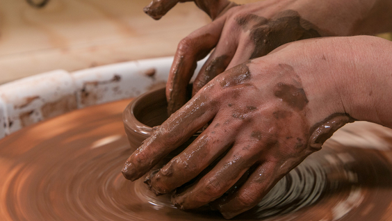 THE GREAT POTTERY THROW DOWN