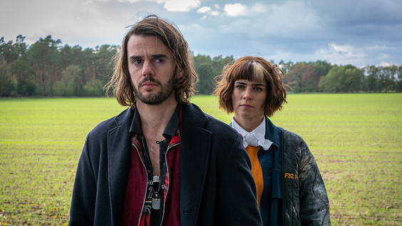 TNT Comedy Original: The Mopes - Monika verfolgt Mat