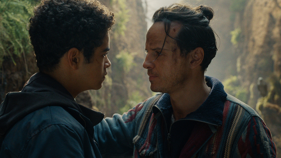 Amir Wilson, Andrew Scott