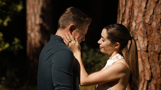 Billy Magnussen and Cristin Milioti