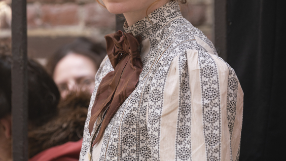  Eleanor Tomlinson