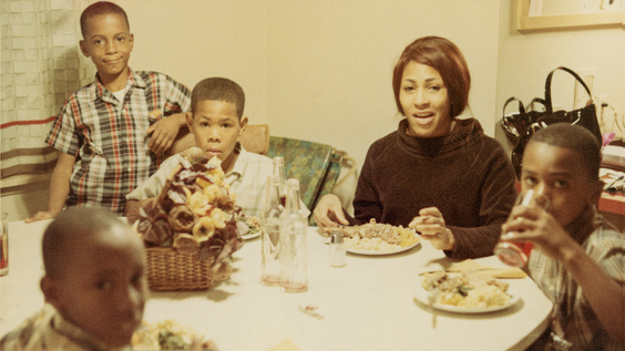 Tina Turner and her children (1967)