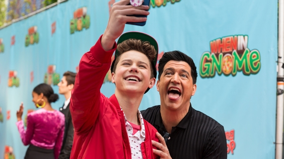 Case Walker, Ken Marino