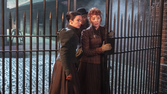 Laura Donnelly, Rochelle Neil, Elisabeth Berrington