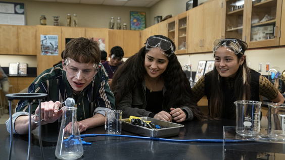 Uly Schlesinger, Haley Sanchez, Chase Sui Wonders