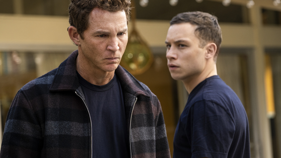 Shawn Hatosy & Finn Cole 