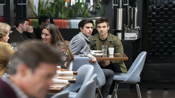 Gideon Glick, Drew Tarver 