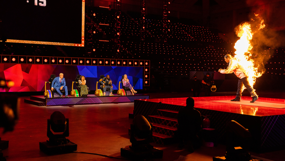 CODY RHODES, JENNIFER NETTLES, ROSARIO DAWSON, T-PAIN, THOMAS VU - Go-Big Show