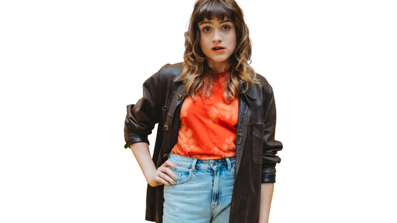 Hommage an den weiblichen Weirdo: „Oh Hell“ startet am 10. Oktober auf Warner TV Comedy