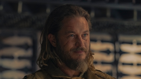 Travis Fimmel as Desmond Hart