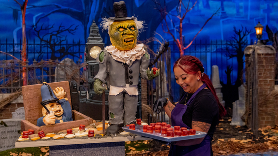 Food Network’s Epic Halloween Programming Returns This September With Fan-Favorite Series and All-New Specials