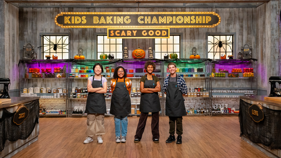 Contestants Jamie Lee, Madison Lendor, Tasi Savage and Levi Dubner on Food Network's Kids Baking Championship Scary Good Halloween special.