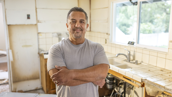 Former 'Flip or Flop' Contractor Izzy Battres To Star In New HGTV Occu-Series 'Izzy Does It' Premiering Wednesday, Feb. 5, at 9 p.m. ET/PT